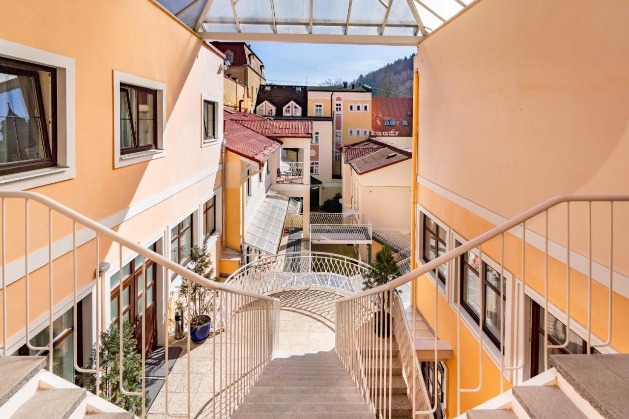 Apartma La Provence Marianske Lazne Bagian luar foto